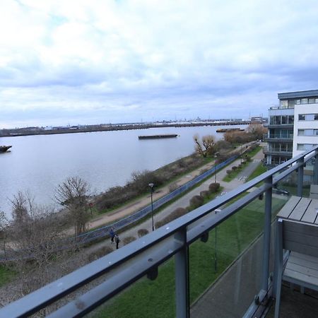 Lovely 2 Bed 2 Toilet Hill House River View Apartment Londres Extérieur photo