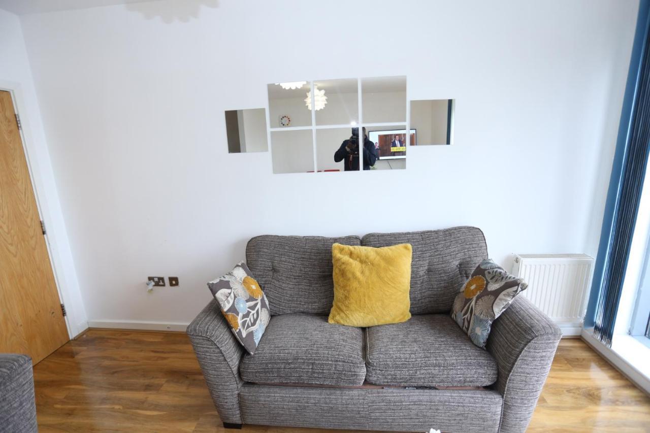 Lovely 2 Bed 2 Toilet Hill House River View Apartment Londres Extérieur photo