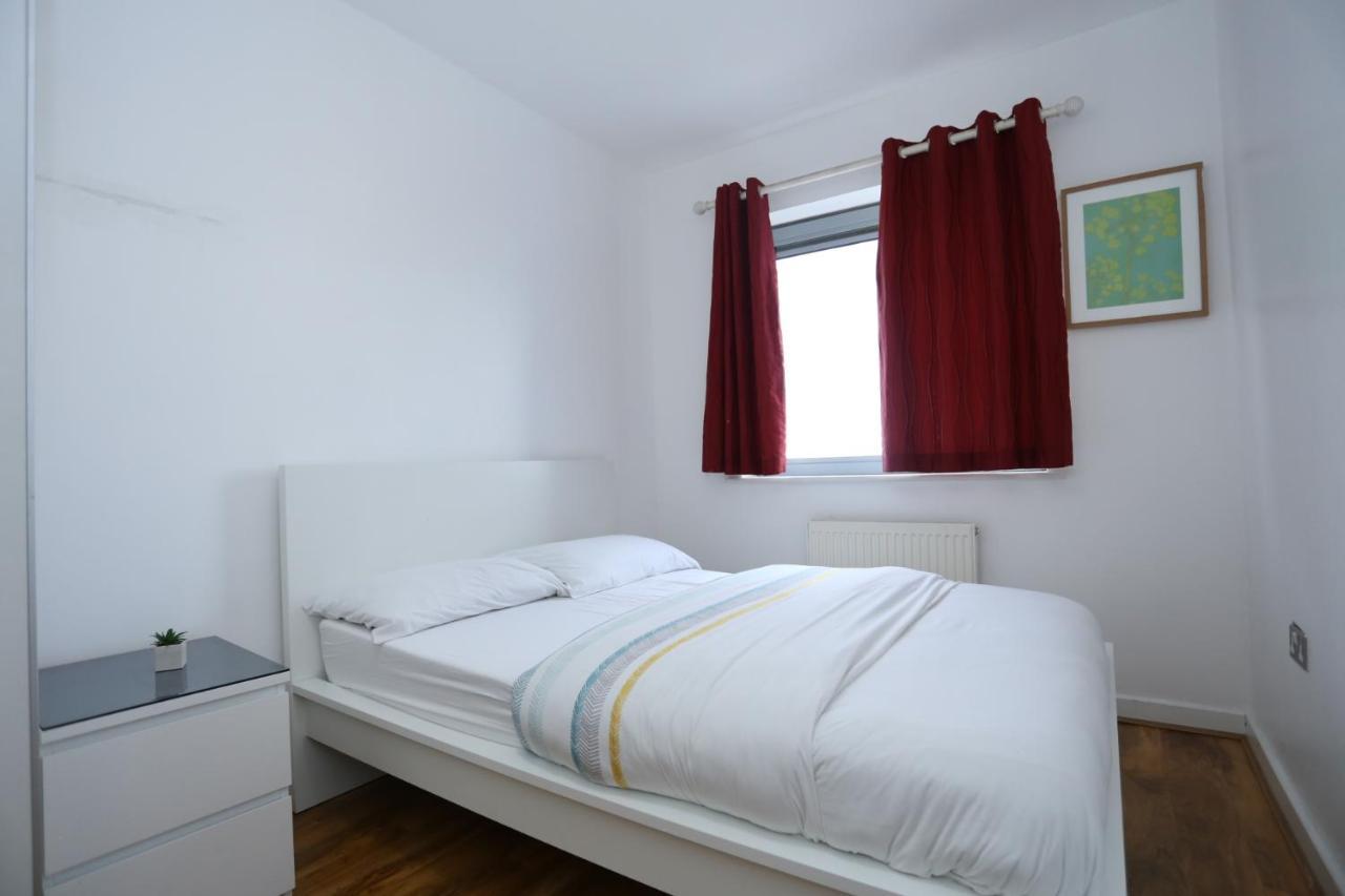 Lovely 2 Bed 2 Toilet Hill House River View Apartment Londres Extérieur photo