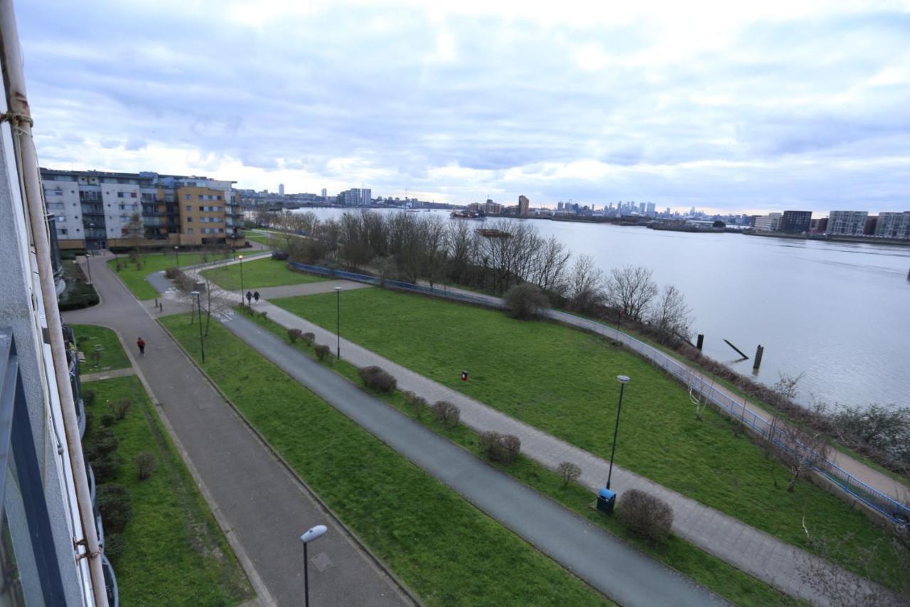 Lovely 2 Bed 2 Toilet Hill House River View Apartment Londres Extérieur photo