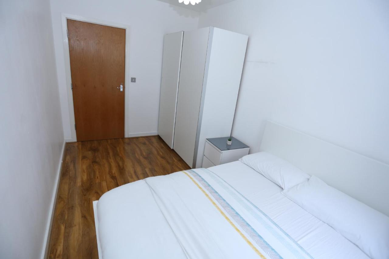 Lovely 2 Bed 2 Toilet Hill House River View Apartment Londres Extérieur photo
